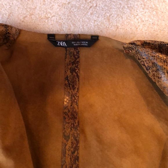 Light weight suede python print jacket-zara! - Picture 6 of 6